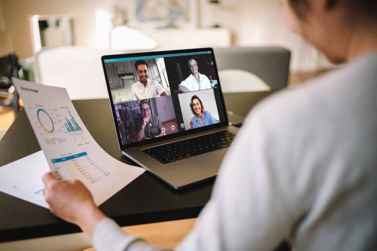 Aula online por videoconferência